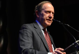 Boston Properties Founder Mort Zuckerman Selling New York Daily News