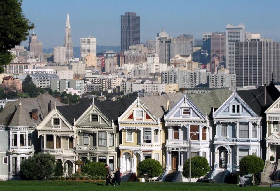 San Francisco painted ladies skylinecredit: Samuel Wantman
