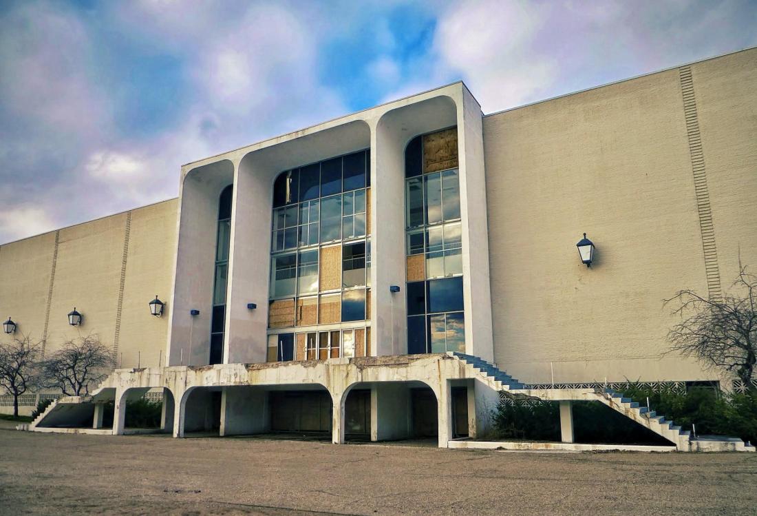 JLL Launches Group Dedicated To Retail-To-Industrial Conversions