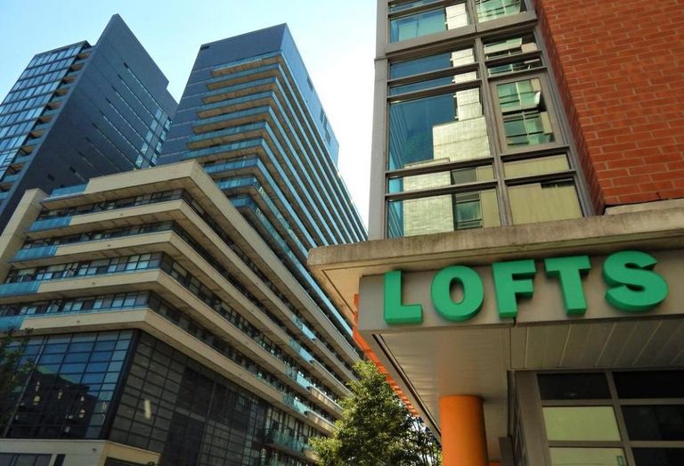 Lofts Toronto Queen Street downtown