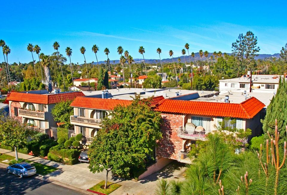 Brentwood Apartment