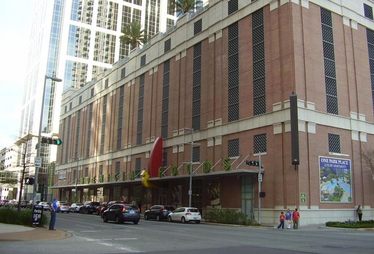 Phoenicia Foods Downtown