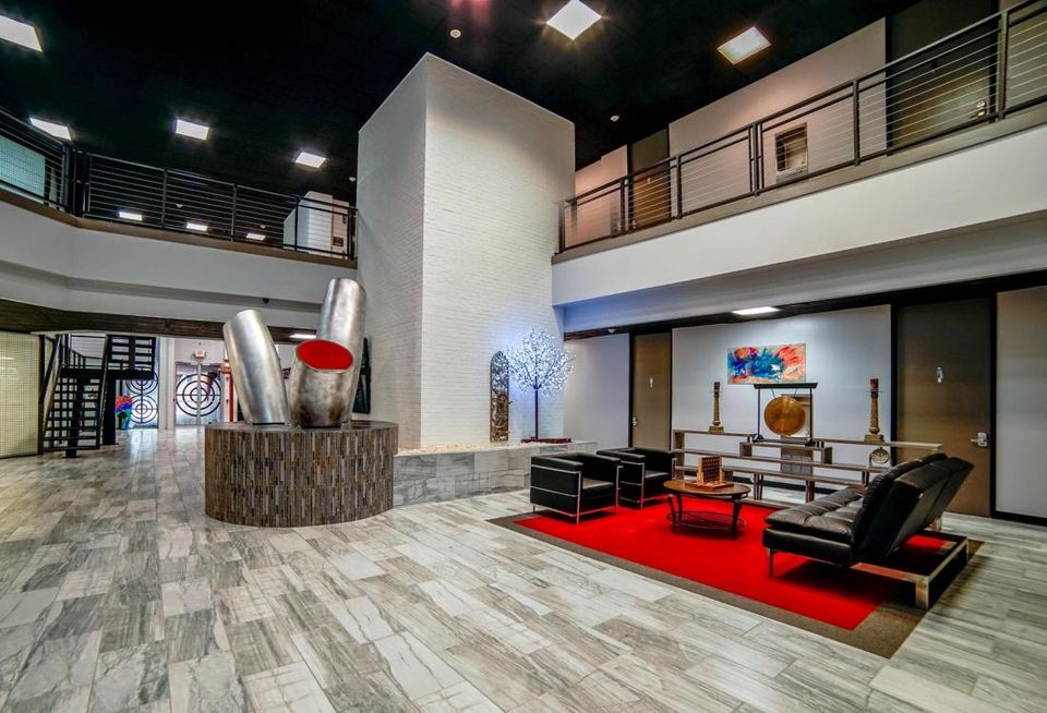 Rockstar, 5700 NW Central Drive
