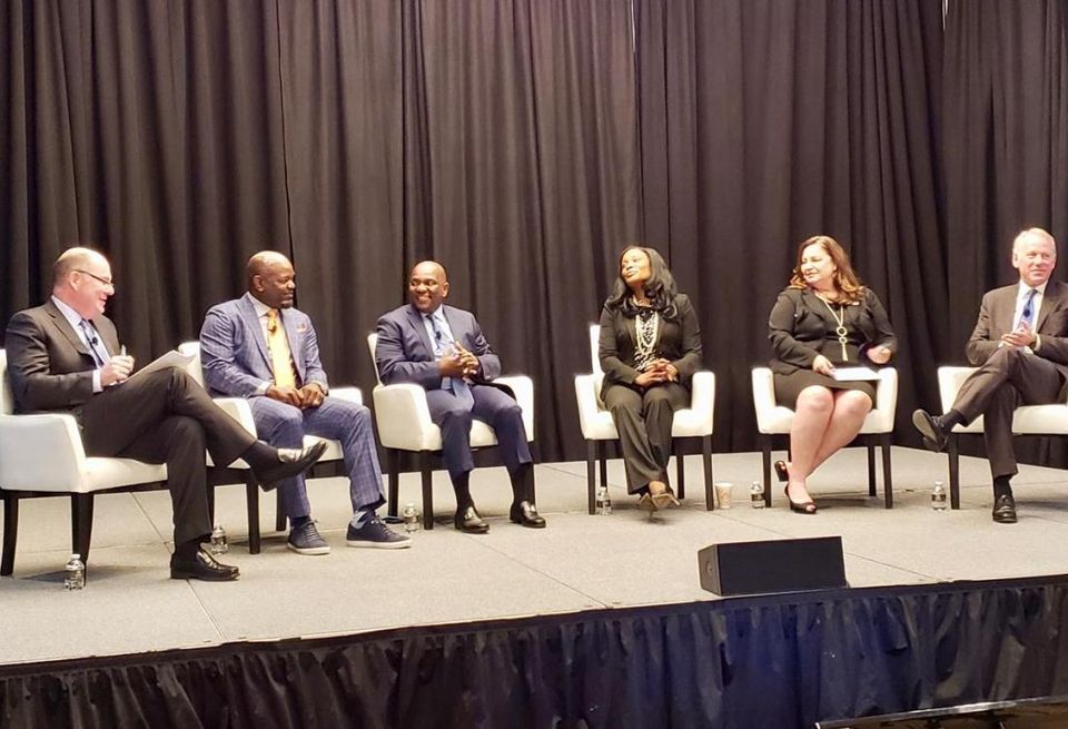 ICSC Tom McGee, former NFL player Emmitt Smith, Chicago TREND's Lyneir Richardson, NFL's Jocelyn Moore, CREW Network’s Wendy Mann and JLL's John Gates.