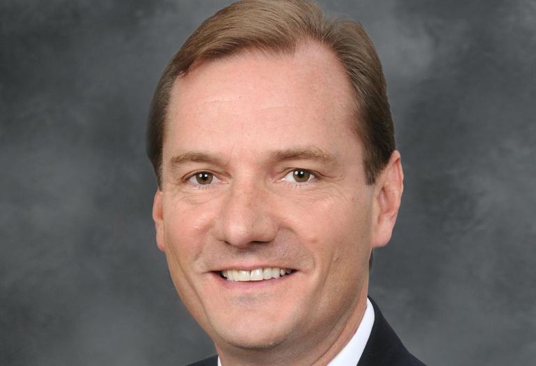 JLL has promoted senior managing director John Strauss to co-lead Americas Hotel Capital Markets.