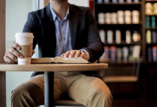 Starbucks Ditches Its Online Store To Focus On Brick-And-Mortar