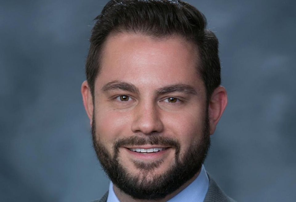 JLL has named retail investment sales veteran Tim Kuruzar as vice president Capital Markets. Kuruzar will work with executive vice president Geoff Tranchina. Kuruzar will be responsible for growing JLL’s retail investment sales and disposition capabilities. Prior to joining JLL, Kuruzar served as a vice president at CBRE.