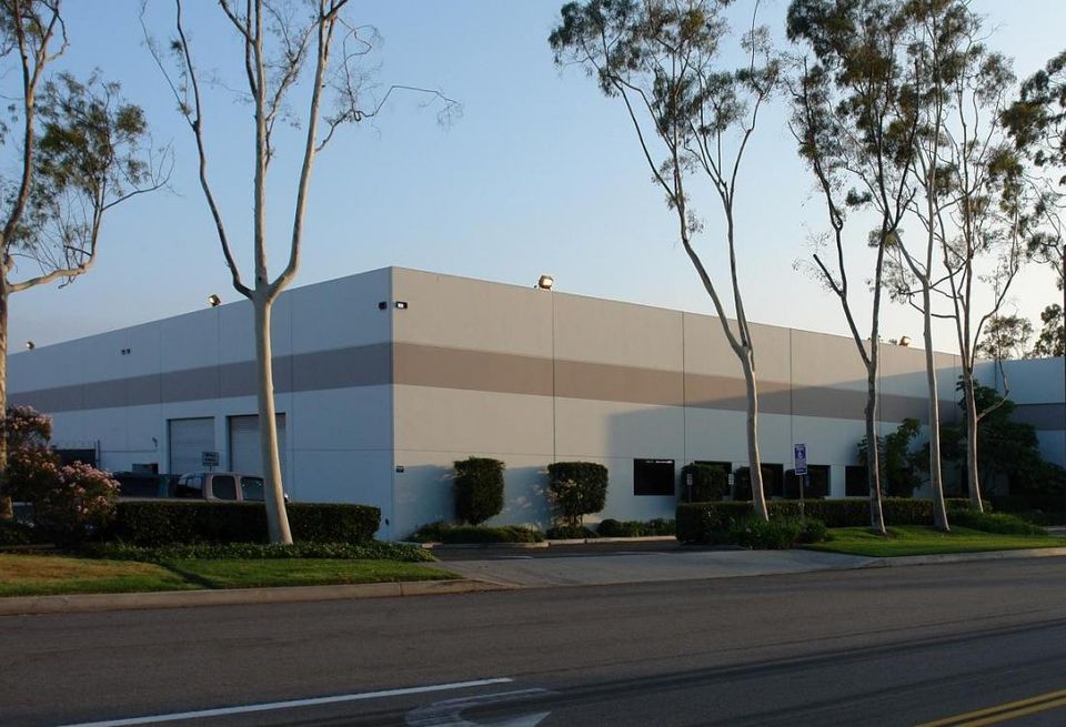 Giovanni Cosmetics has signed a five-year $2.5M lease renewal with APG Voctoria LLC to occupy 45K SF of industrial space in Compton. The property is located at 2064 E. University Drive.