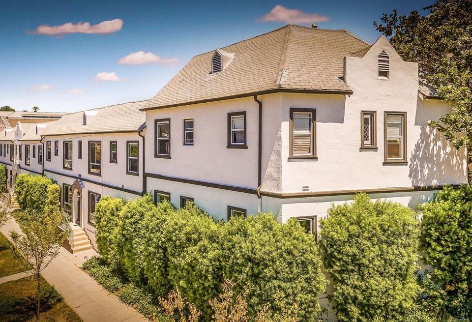 831 Sanborn Ave. in Silver Lake, CA