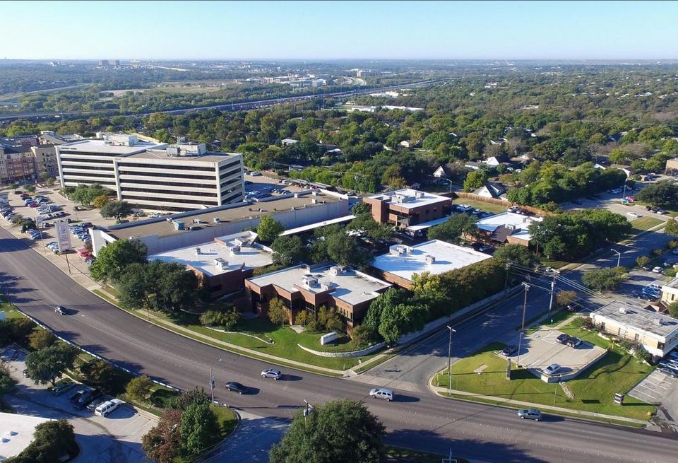 JLL sold 3700 Hulen Street in Fort Worth on behalf of Chemical Management Co. The five-building complex was purchased by 3700 Hulen. JLL managing director Pat McDowell and vice president Matt Montague led the sales team. 
