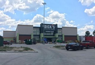 Dick's Sporting Goods