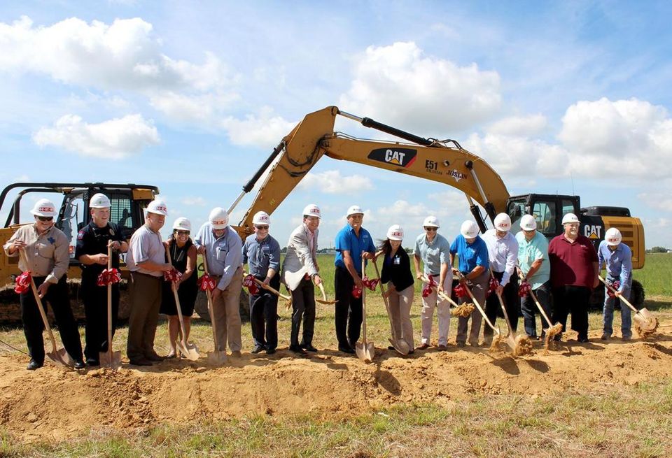 HEB Ground Breaking In Mont Belvieu with Fidelis Realty Partners