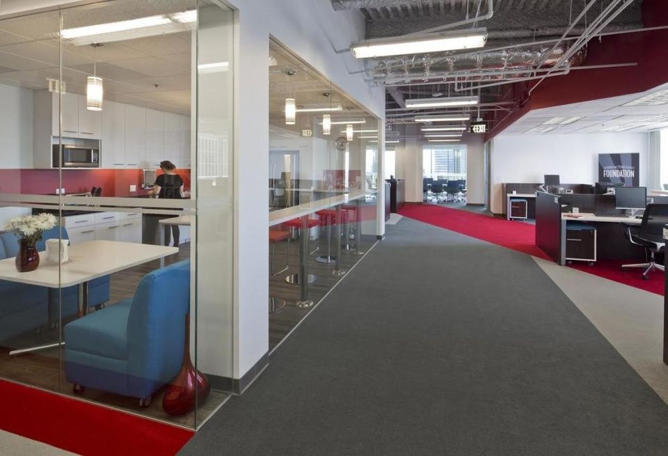 LA small office