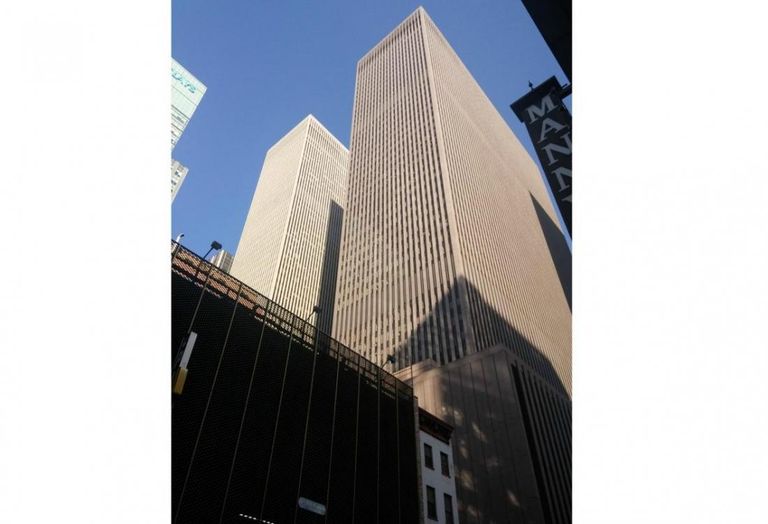 1221 Avenue of the Americas