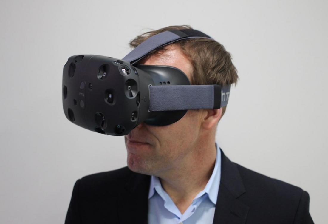 VR