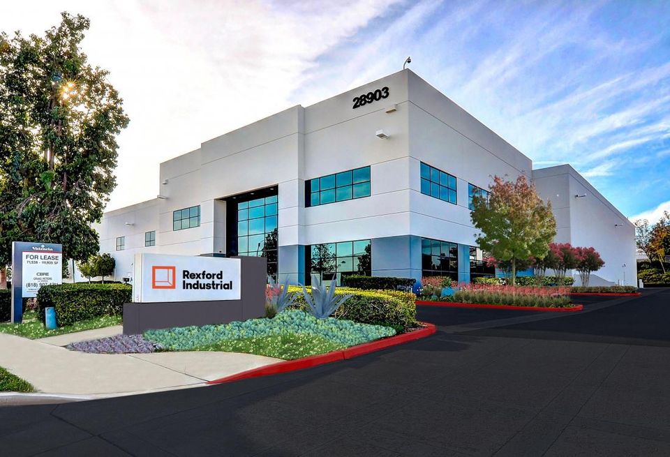 Nutritional supplement manufacturing company Lief Organics has signed a lease with Rexford Industrial to occupy a 112K SF industrial facility in Valencia. The terms of the deal were not disclosed. The newly renovated property at 28903 Avenue Paine features a two-story lobby, 19K SF of office space and a warehouse with 18 dock doors. CBRE’s Craig Peters represented the landlord. CBRE’s Sam Glendon represented Lief Organics.