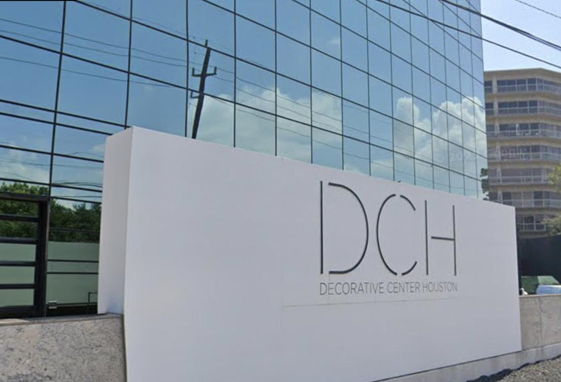 515K SF Houston Office And Showroom Fending Off Foreclosure Attempt