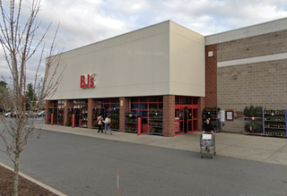 Agree Realty acquired a property leased by BJ's Wholesale Club in Framingham for $28M.