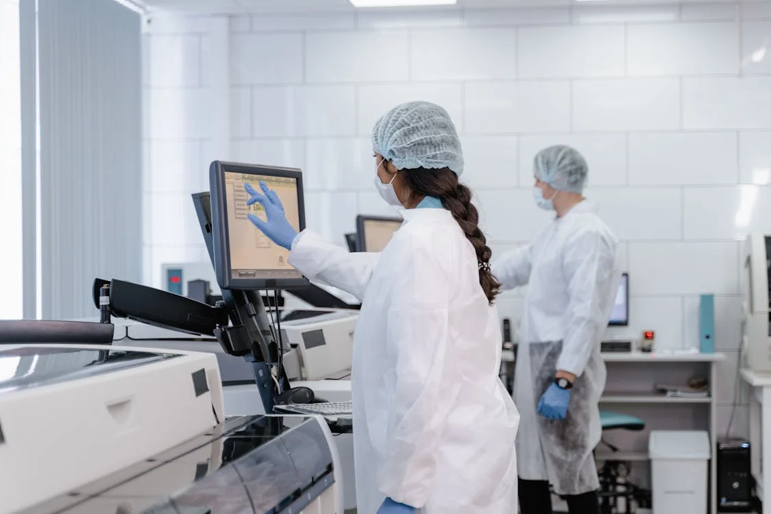 Biotech laboratory 