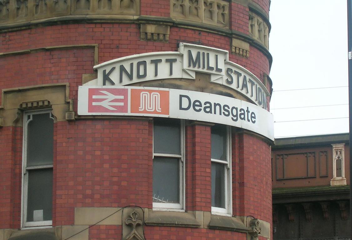 deansgate station manchester