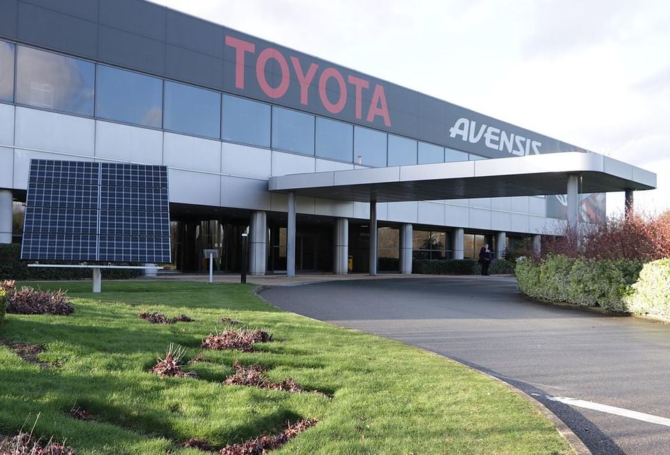 toyota plant burnaston derbyshire car auto automotive