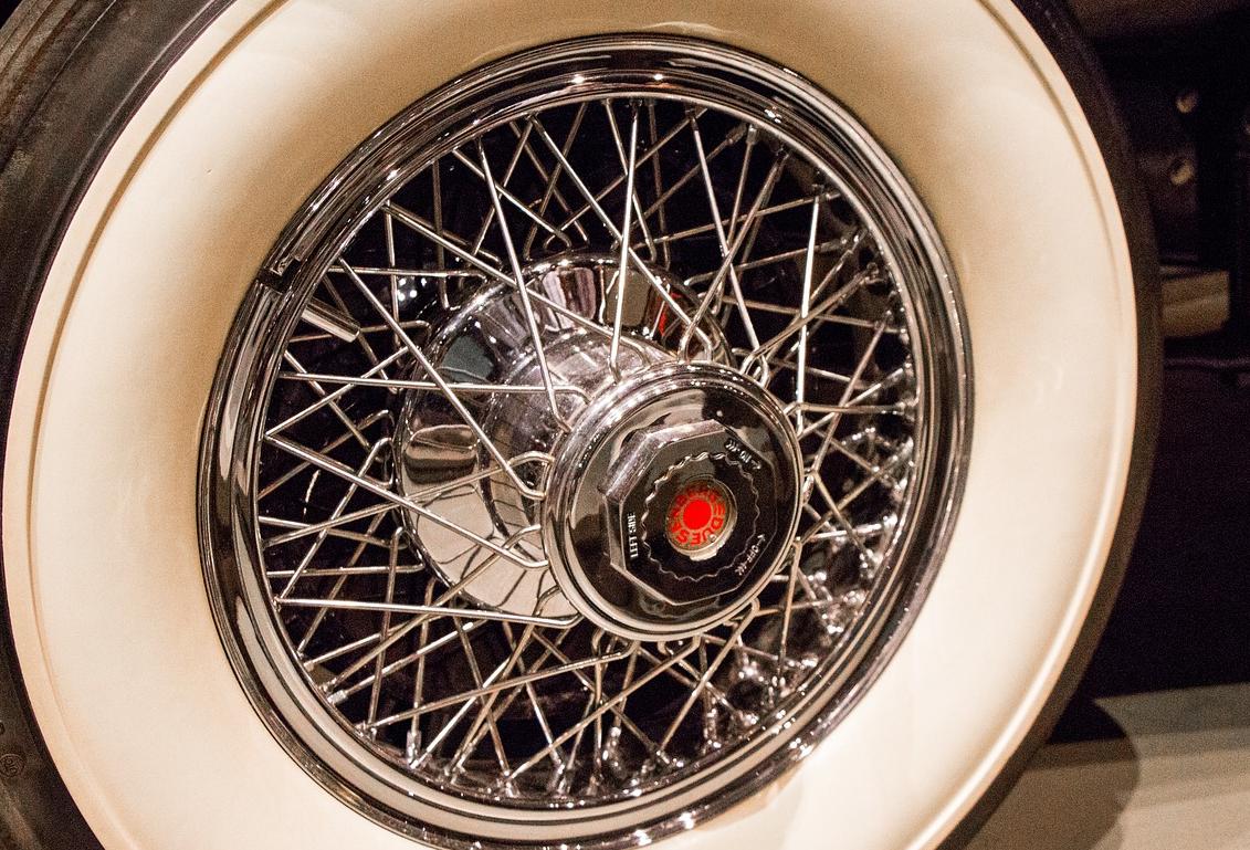Hub-And-Spoke Splits Opinion