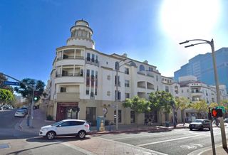 The Glendon at 1060 Glendon Ave. in Westwood