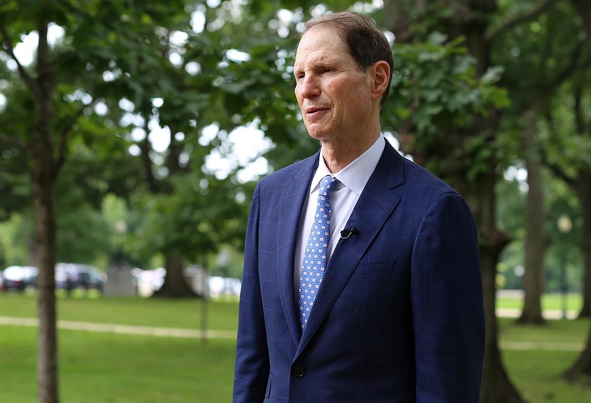 Senate Finance Chair Proposes Bill Closing LIHTC Loophole