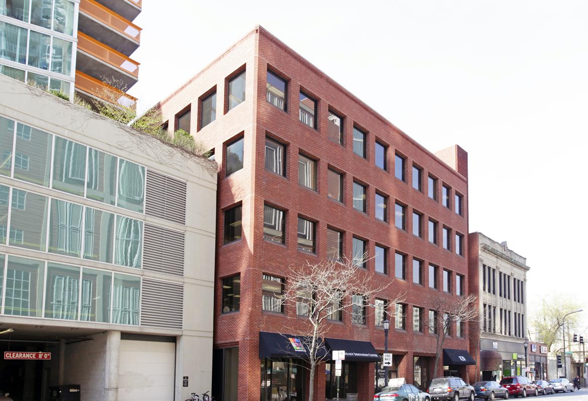 820 Davis 