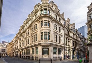 Alinor London