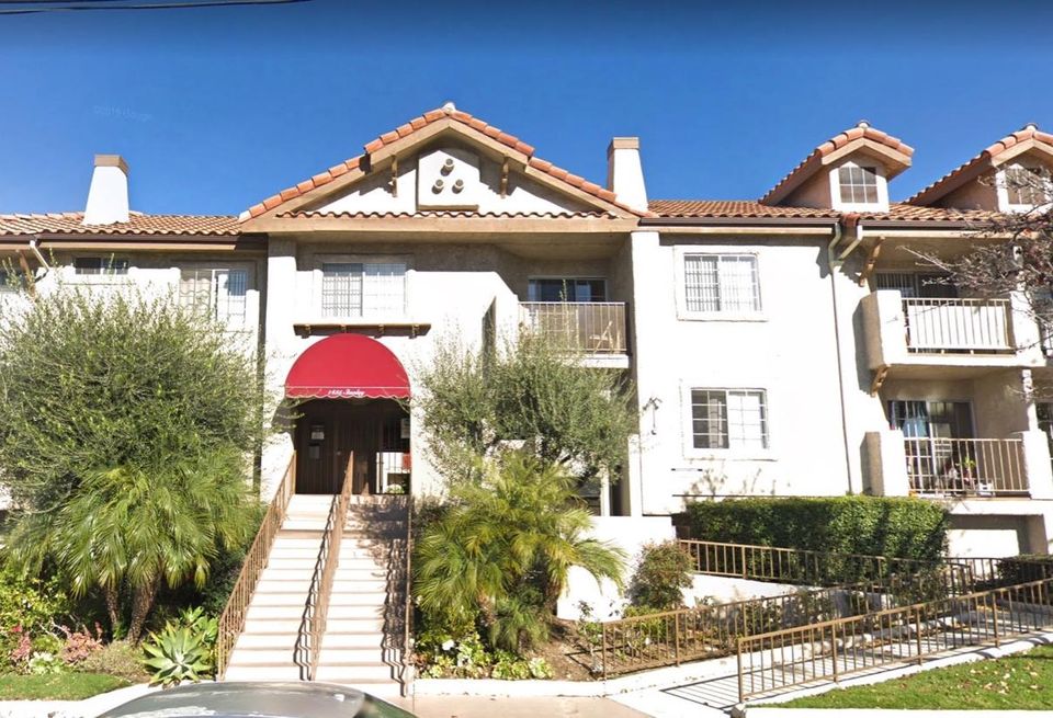 Raintree Partners, an Orange County, California-based private commercial real estate investment company, has acquired a portfolio of seven multifamily properties totaling 231 units located in the Los Angeles submarket of Glendale, California for $79 million.