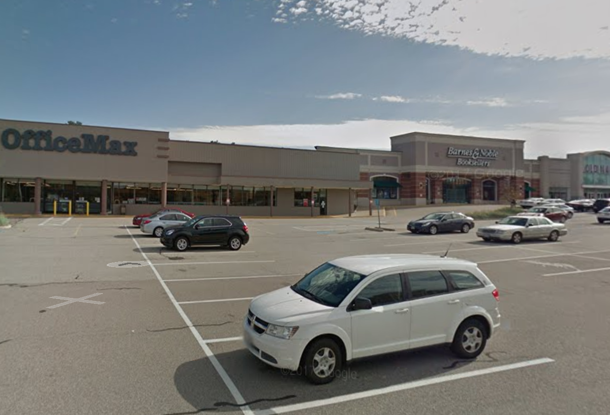 Walpole Mall Walpole, Massachusetts Office Max Barnes & Noble