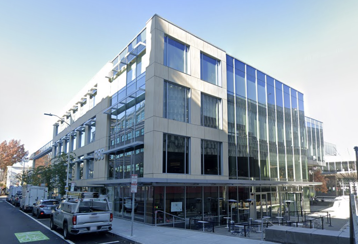 $500M Cambridge Biotech Research Hub Abruptly Closes