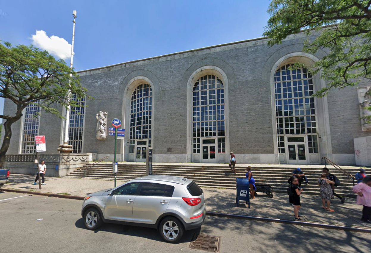The landmarked South Bronx Post Office at 558 Grand Concourse, which is set to become a new outpost for CUNY's Hostos Community College.