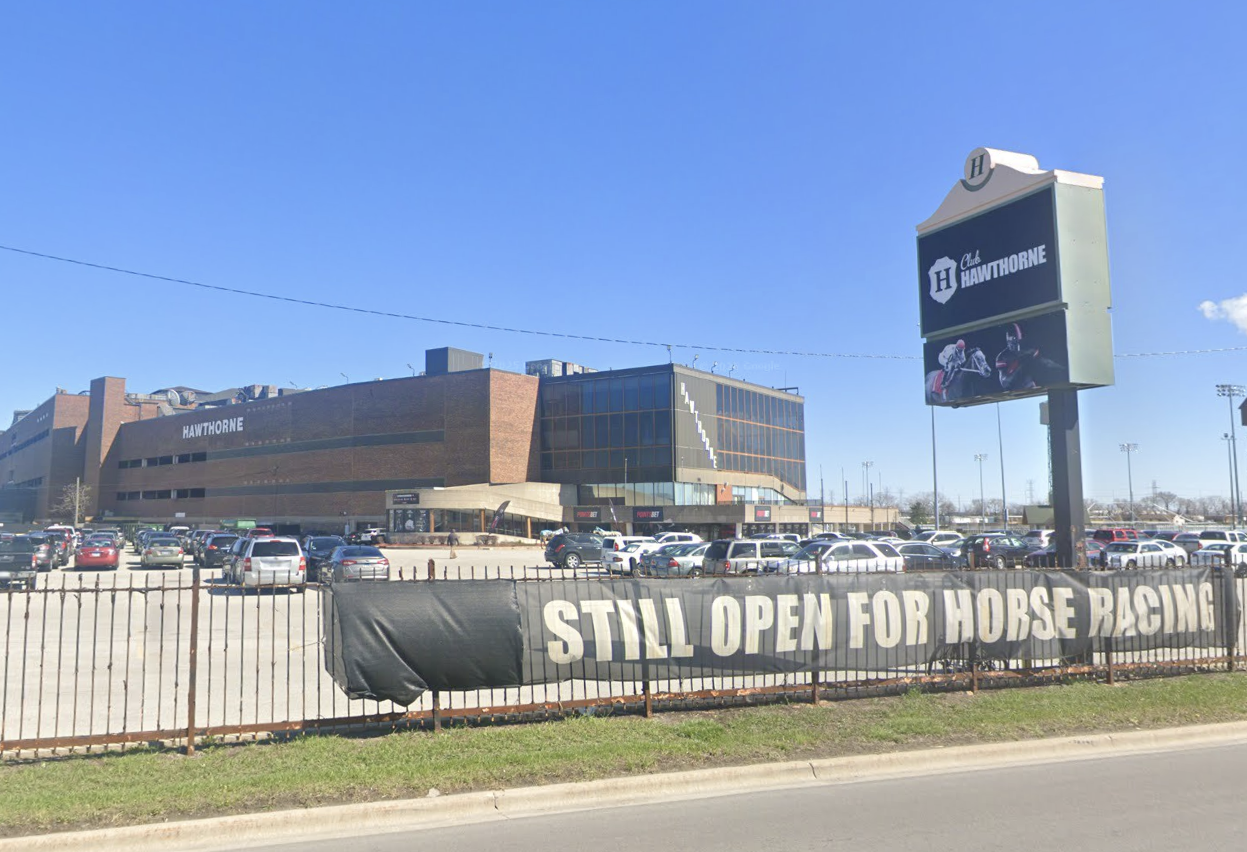The exterior of Hawthorne Race Course.