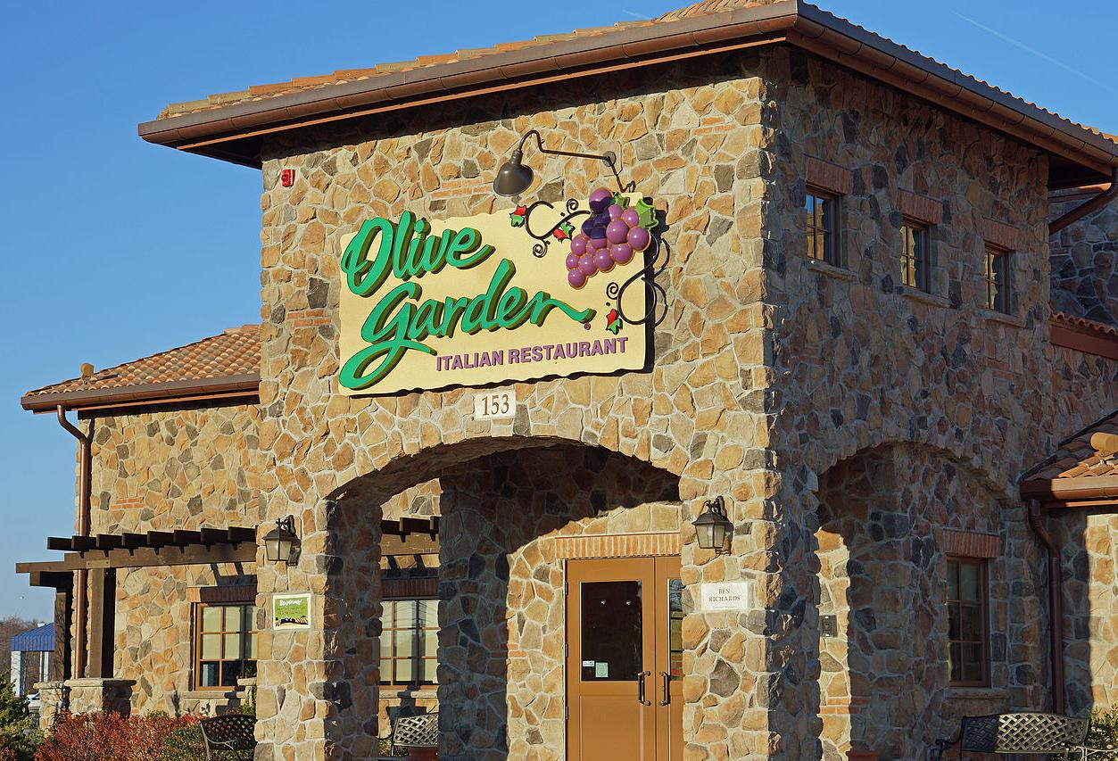 National Restaurant Chains Hungry To Snap Up Space Left Vacant By Small-Business Closures During Pandemic