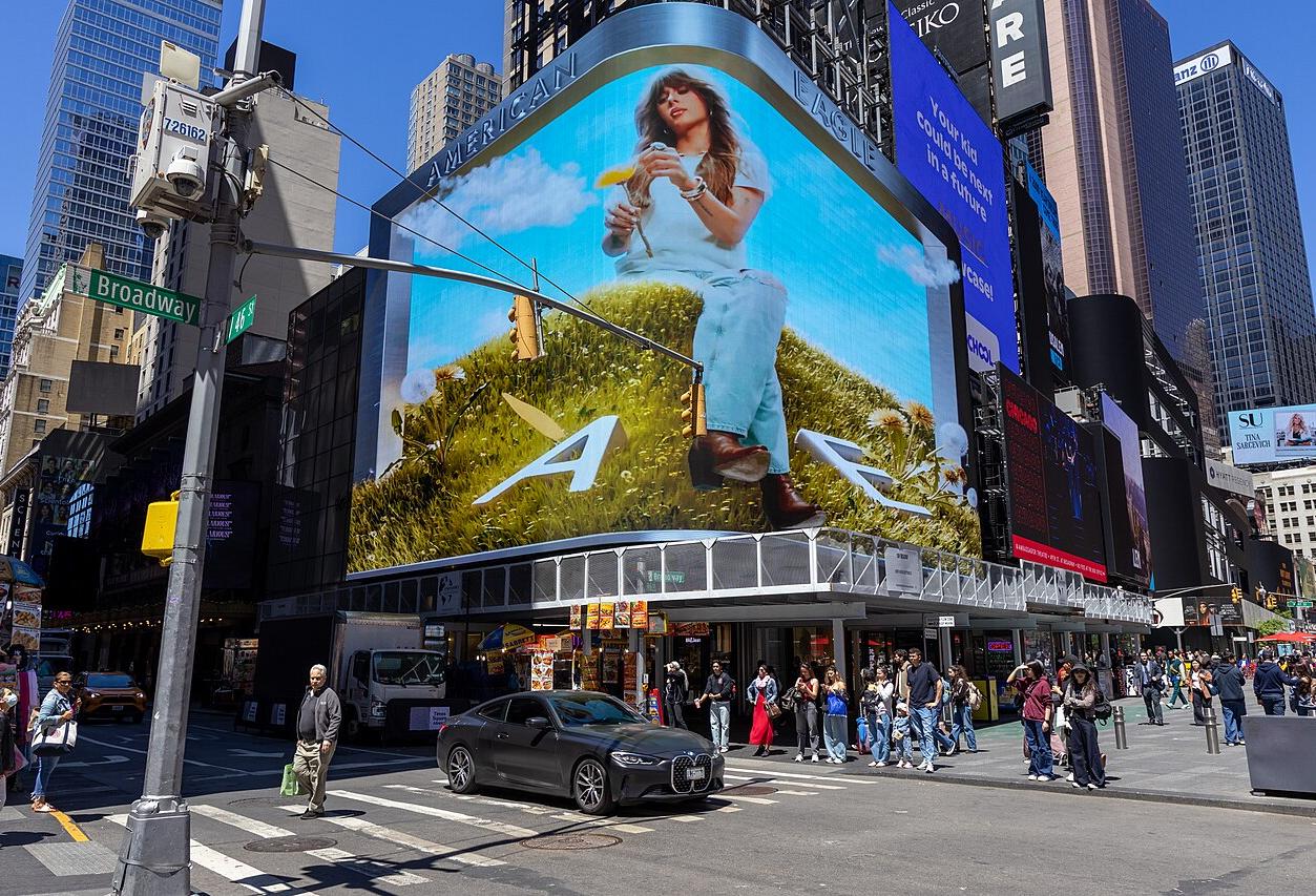 Ulta To Open $400M, 4-Story Times Square Flagship