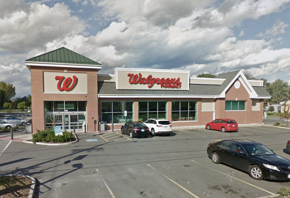 EagleBridge Capital arranged $7.3M for a triple net leased Walgreens in Lowell.
