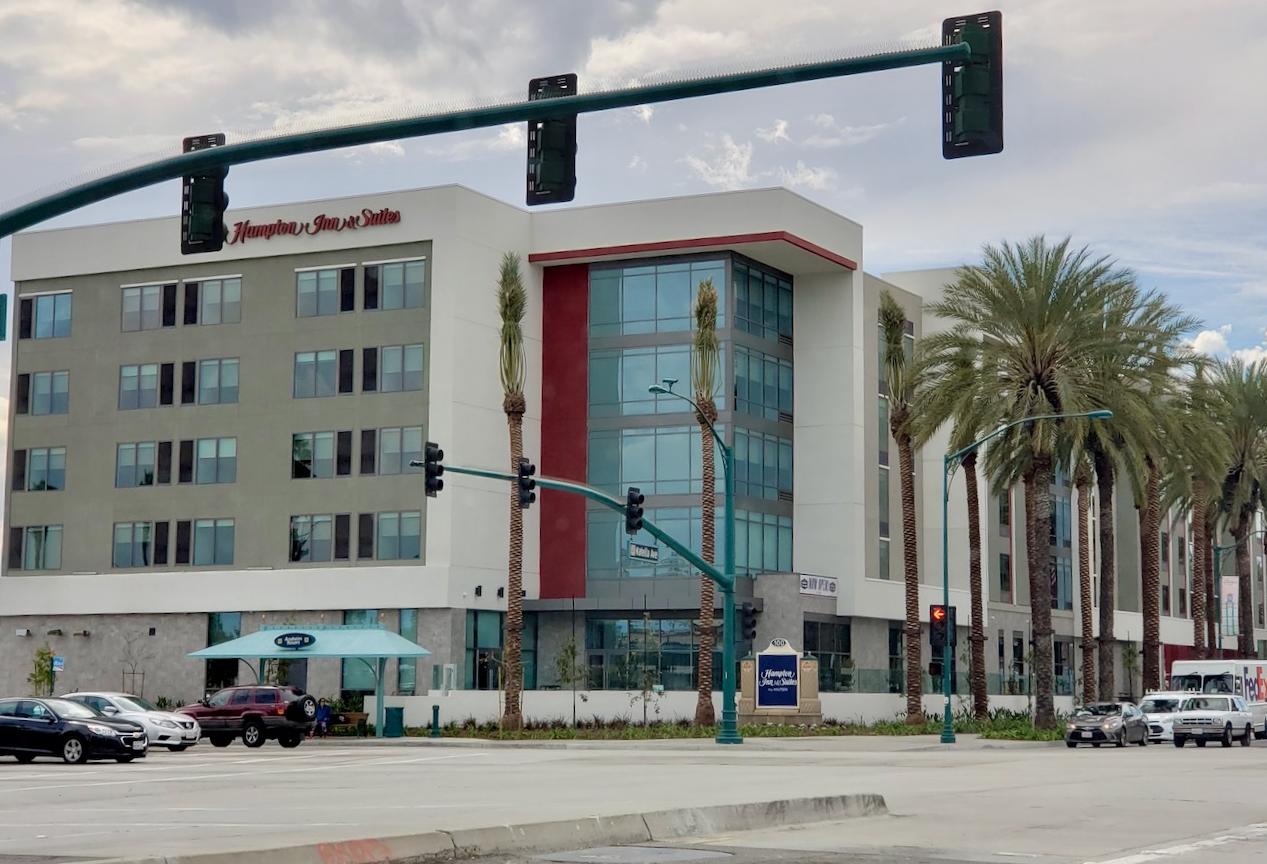 Hampton Inn & Suites Anaheim