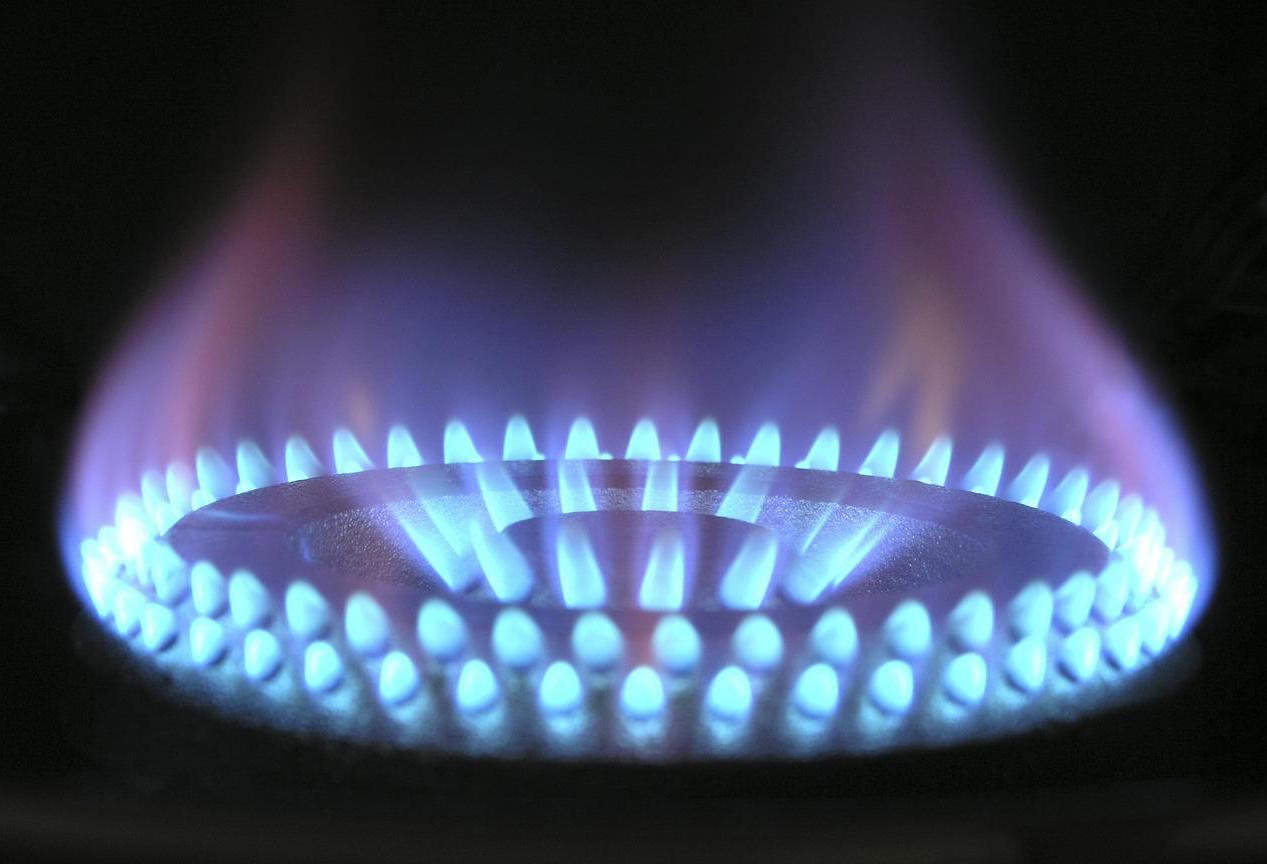 New UK PM Truss Set To Cap Energy Prices And Avoid Ticking Time Bomb For Commercial Property