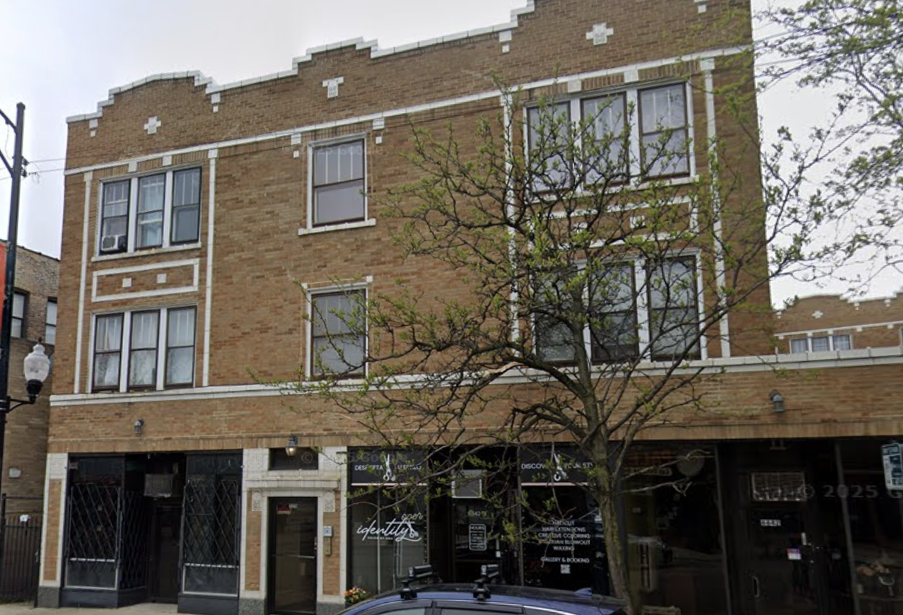 Tenants Consider Rent Strike At 5 Rogers Park Buildings After Forming Union