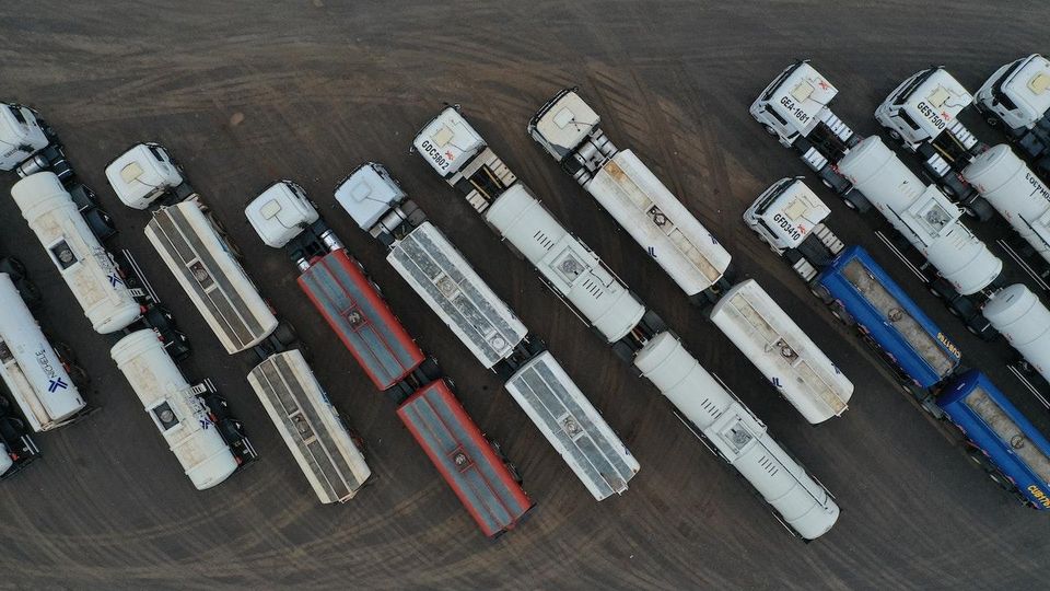truck parking ios