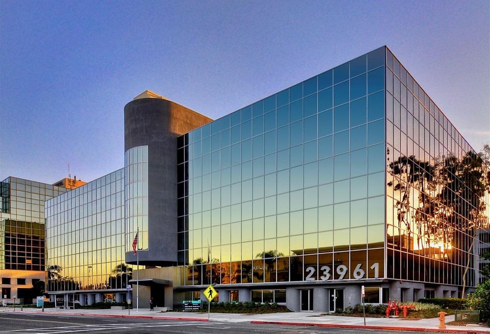 Saddleback Memorial Medical Center at 23961 Calle de La Magdelena in Laguna Hills