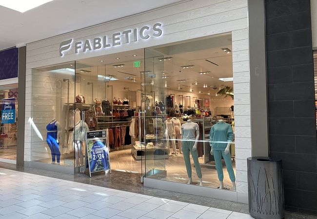Fabletics To Add 25 New U.S. Storefronts
