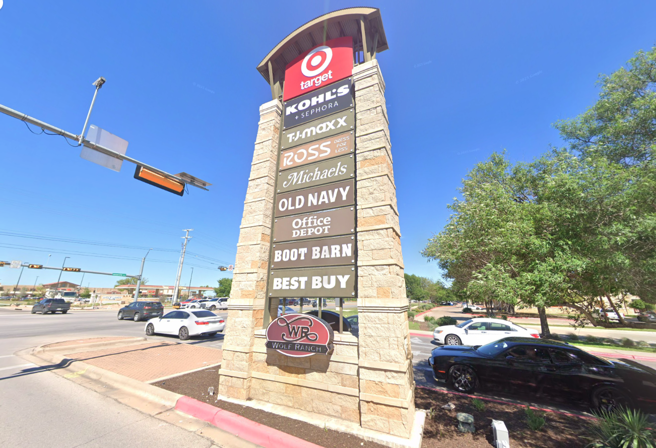 Wolf Ranch Town Center in Georgetown, Texas, one of Oxford's first U.S. retail acquisitions. 