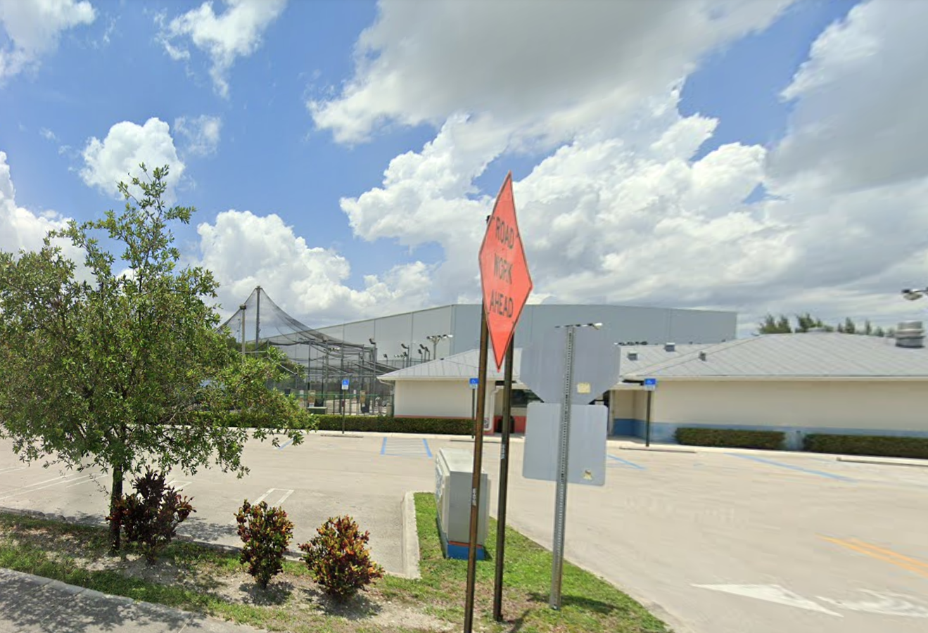 Chicago-based Blue Vista Capital Management and Aventura-based H&M Development announced on Monday the acquisition of a private, 2.2-acre sports center in Hialeah Gardens.
The 100K SF recreation space will be transformed into a
Class-A, self-storage facility. 
