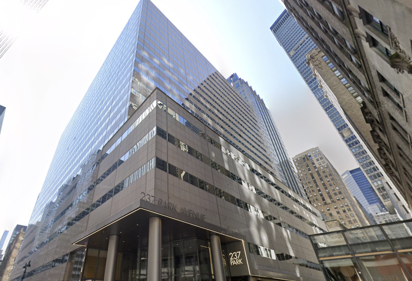 237 Park Ave., where Amazon has signed a sublease deal for 193K SF.