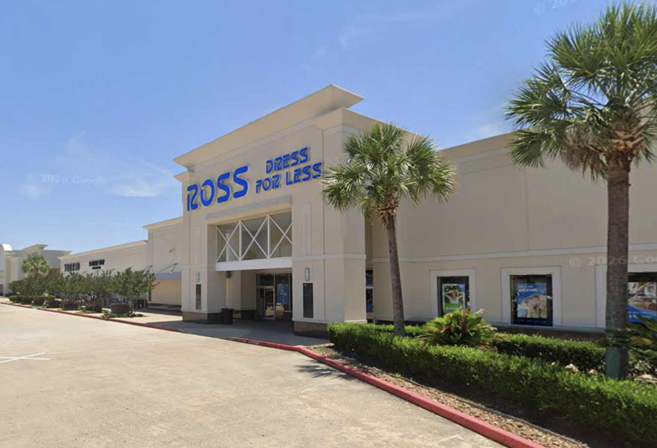 Exterior of a Ross Dress for Less store in Texas.