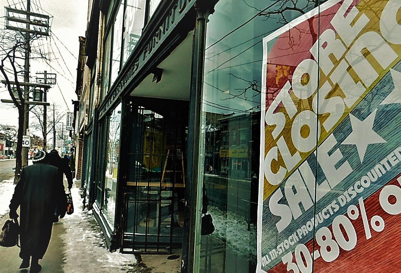 Queen Street store closing