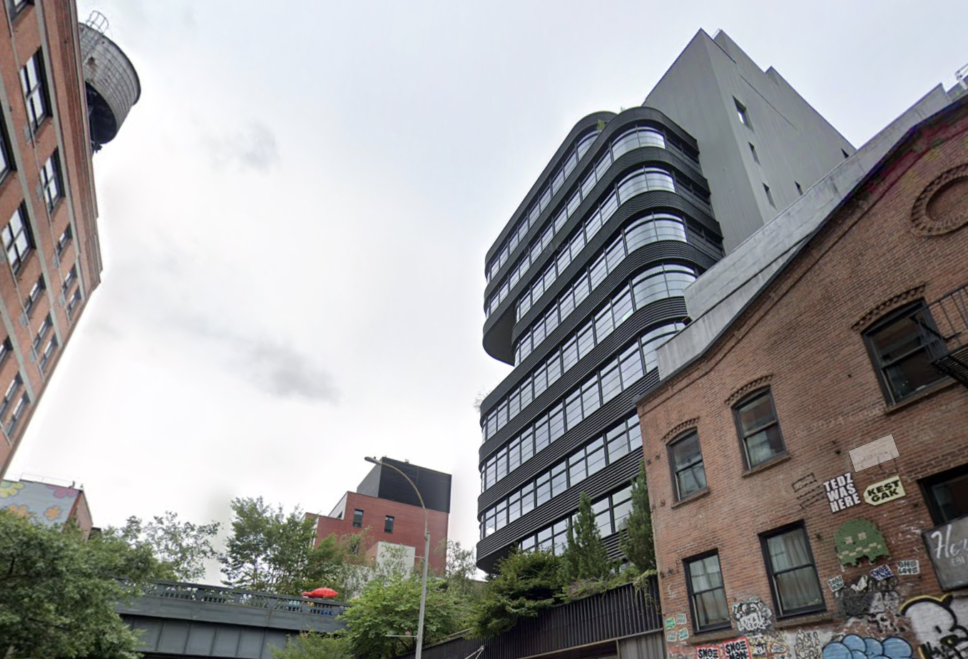 512 West 22nd St